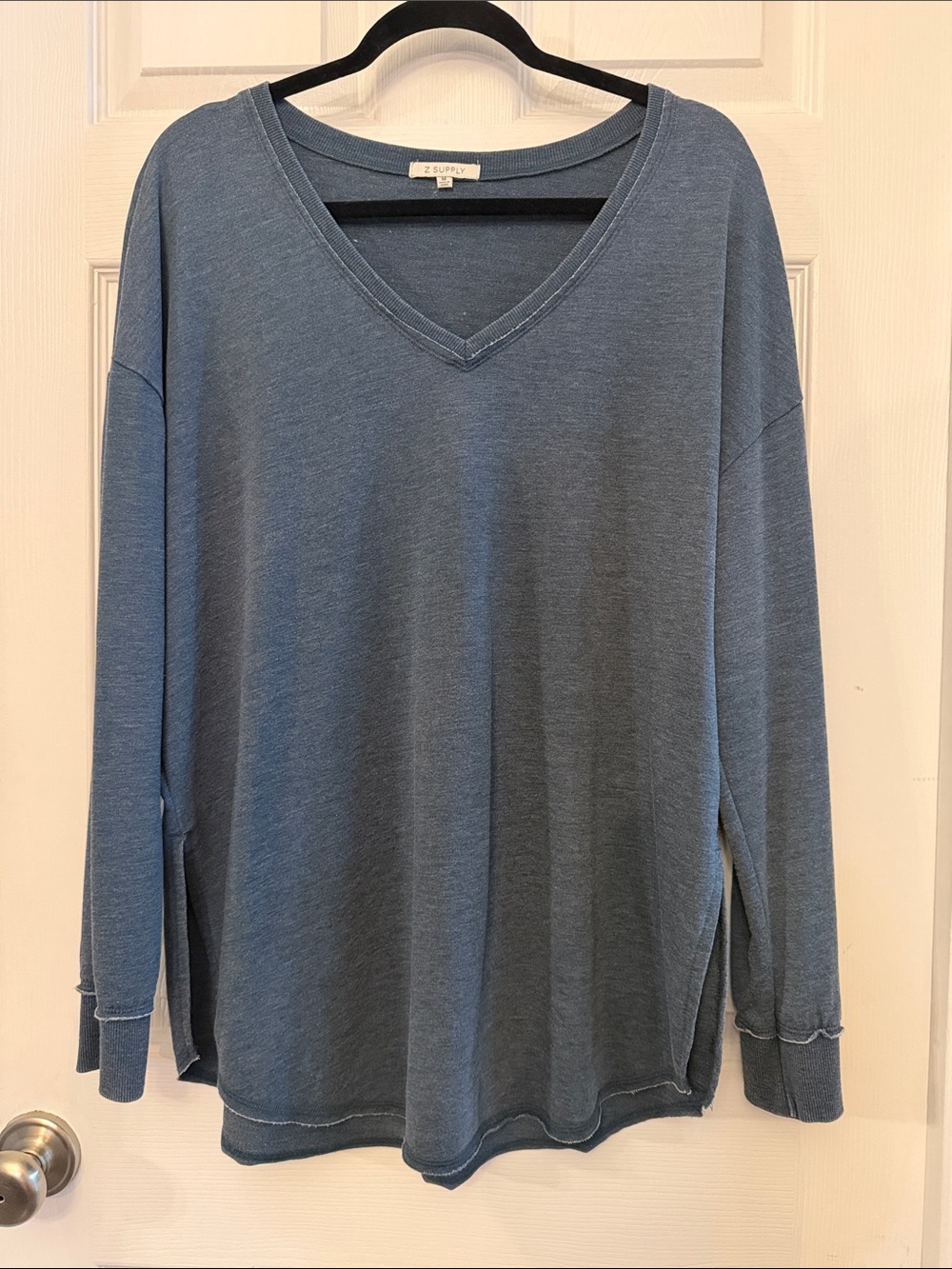 Z Supply Slate Blue V-Neck Weekender Pullover, Medium